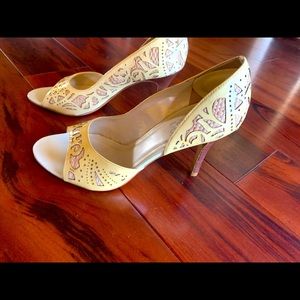 Carlos Santana cutout heels